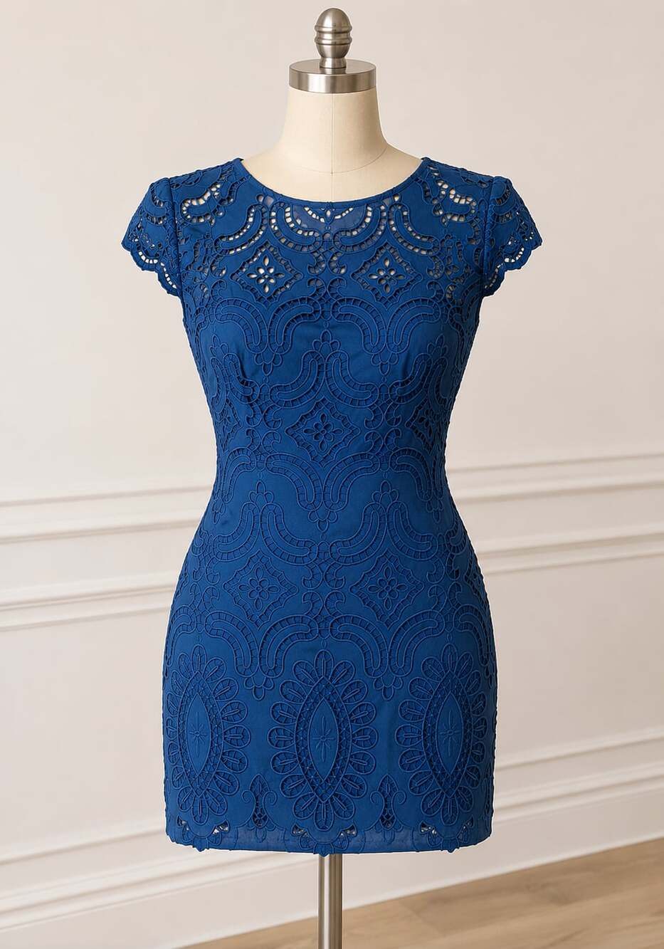 Shoshanna Blue Cap Sleeve Geometric Lace Mini Dress